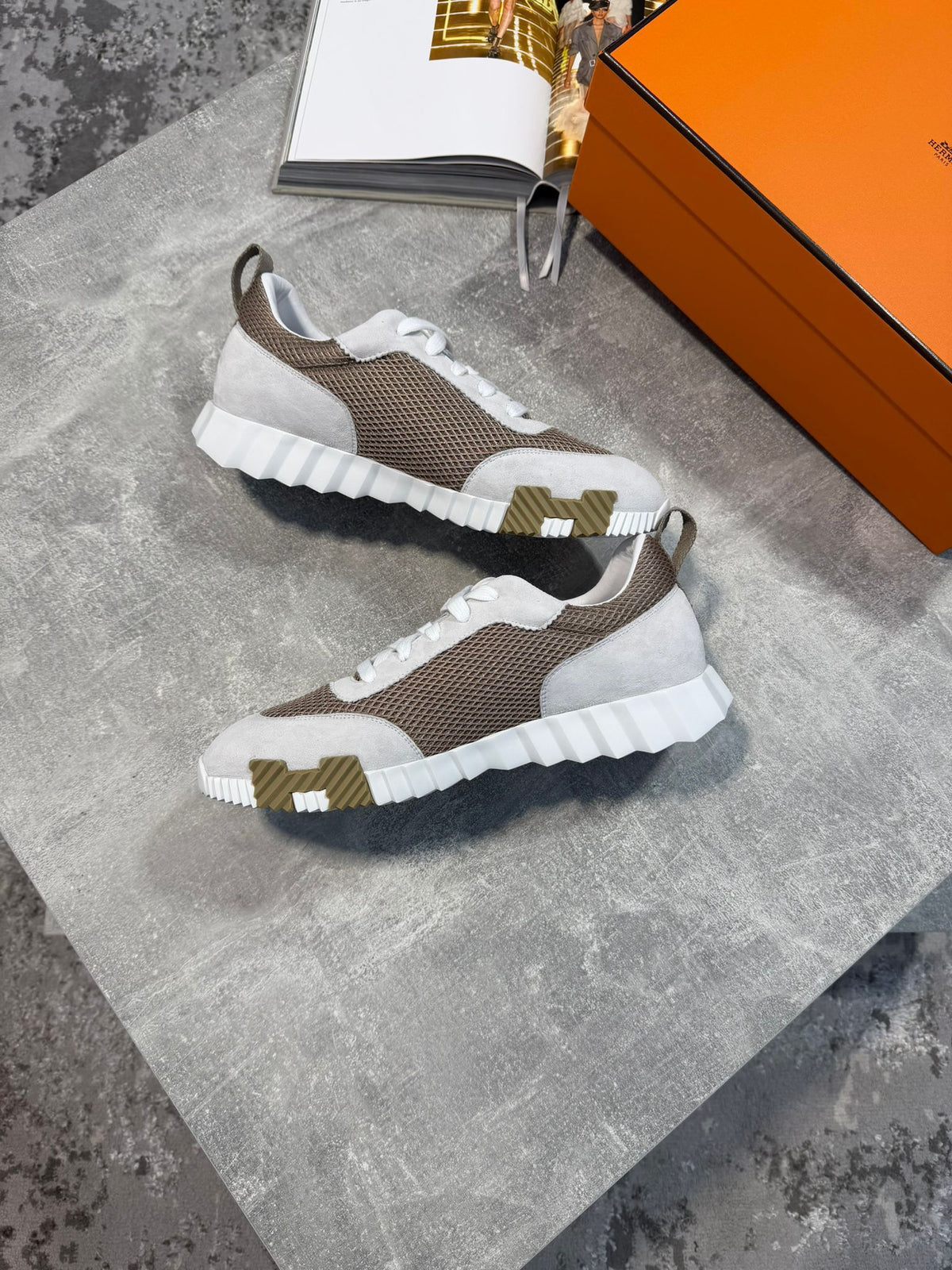 Hermes Trainers Biege image 0