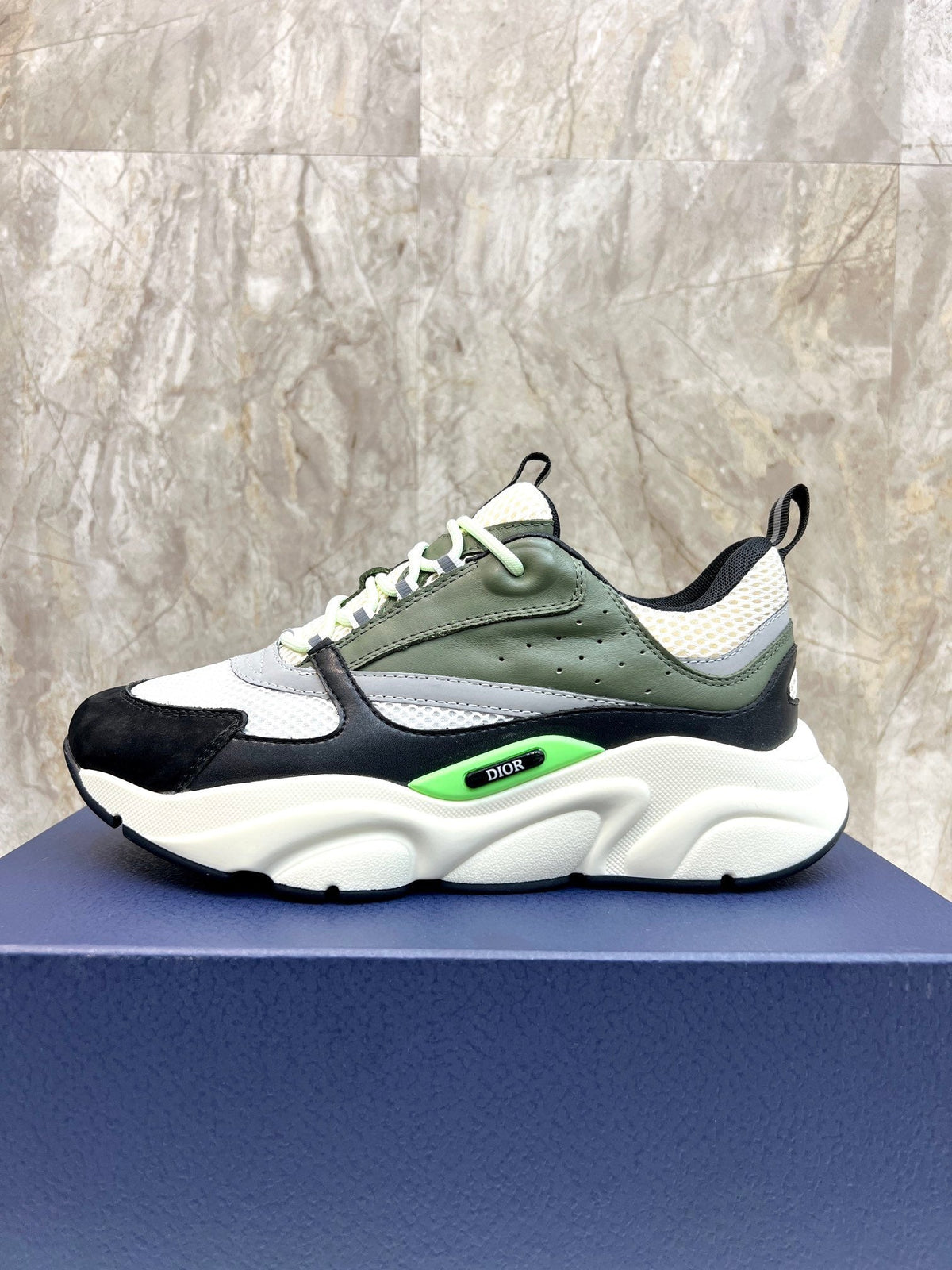 B22 KHAKI image 1