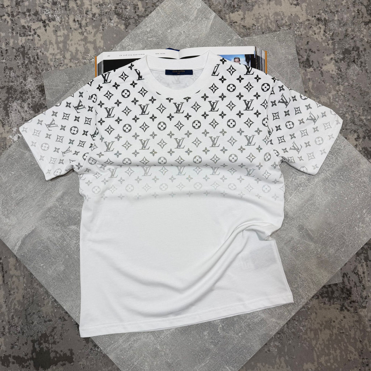 LV Tshirt White image 0