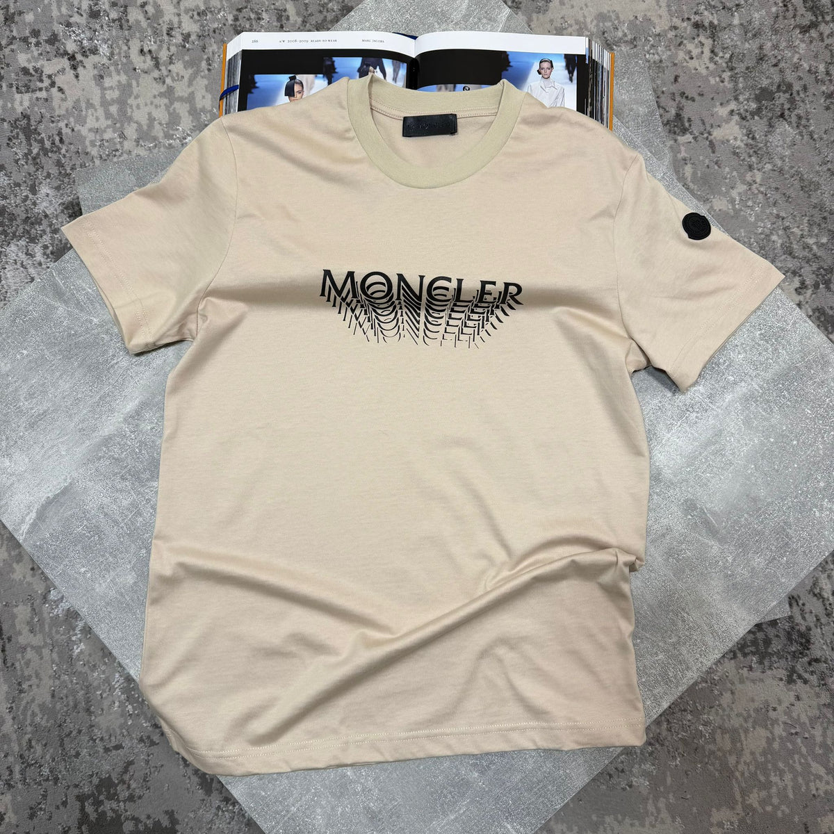 Cler tshirt image 0