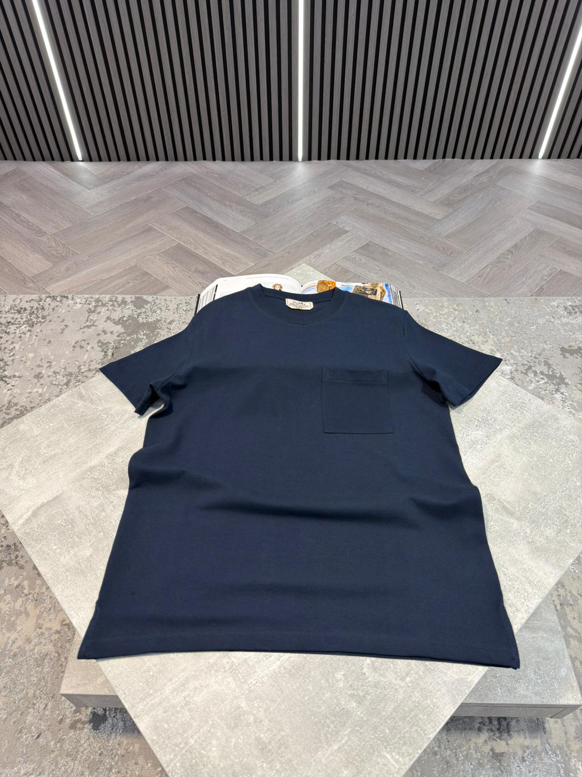 Herm Tshirt Navy image 0