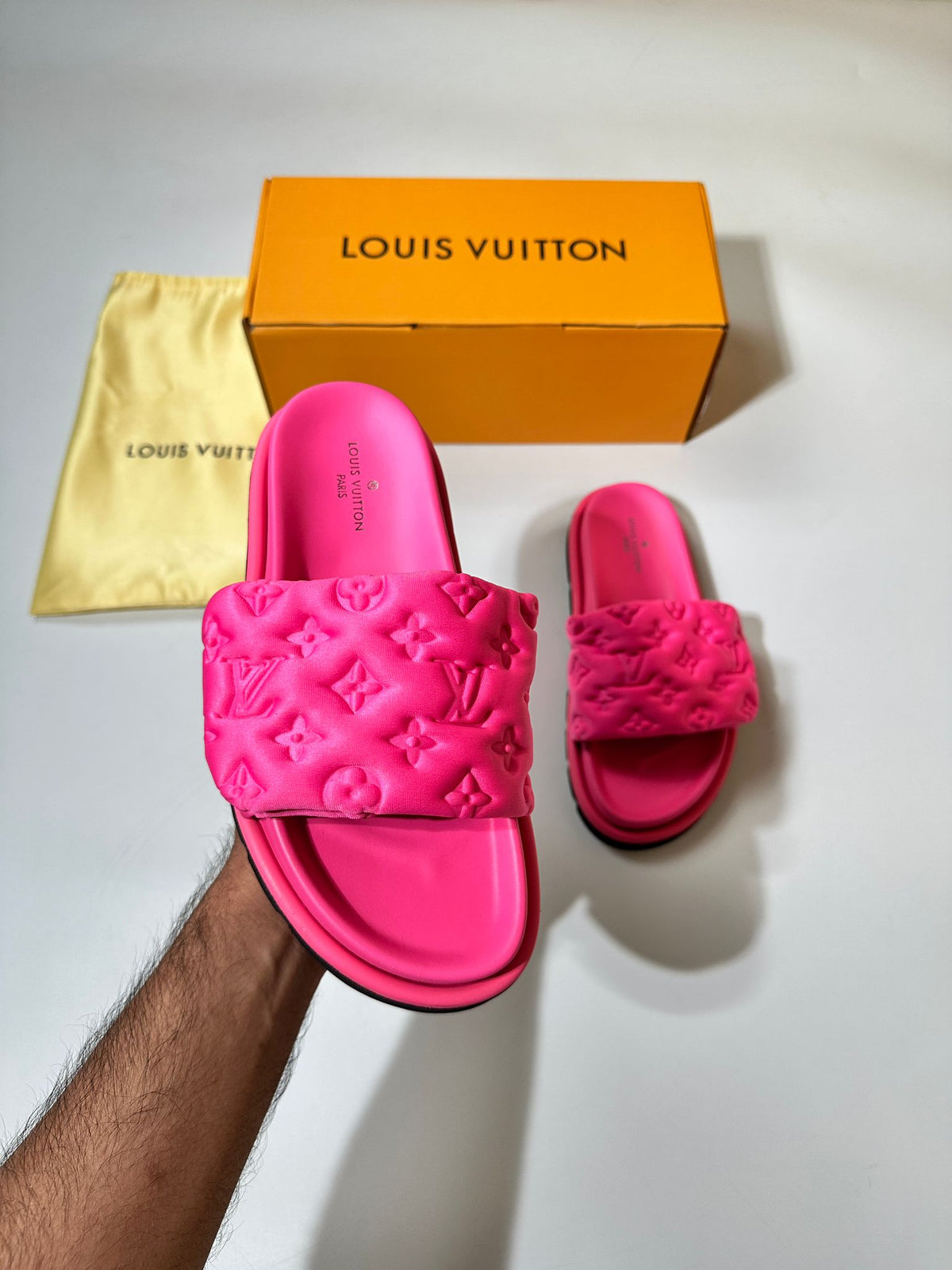 L-V SANDAL image 5