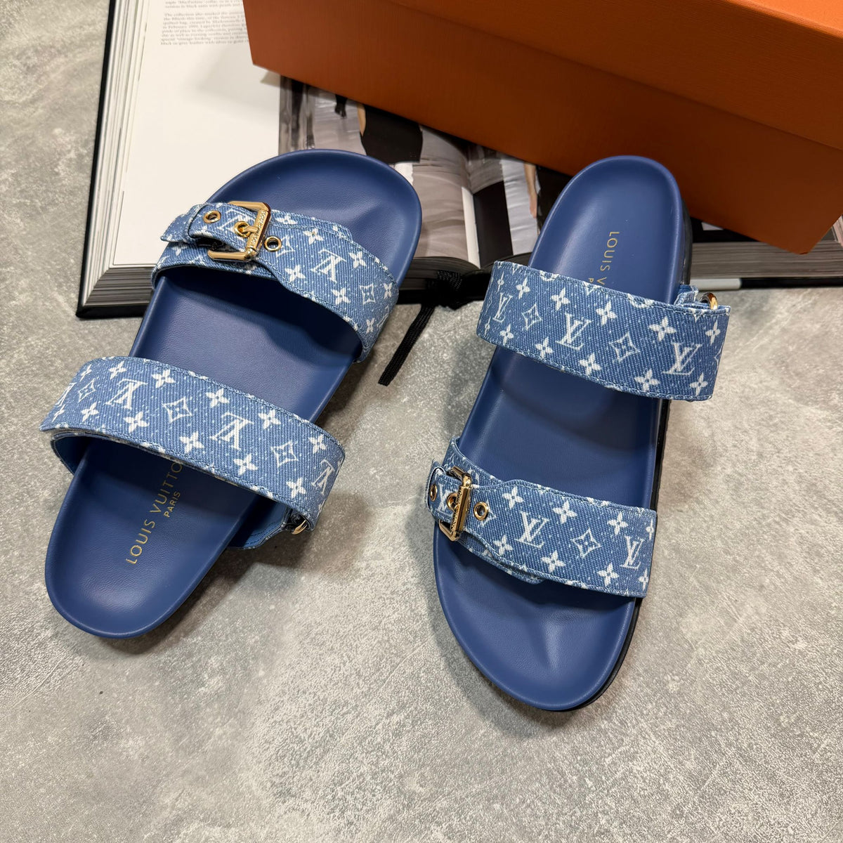 LV Slides Women image 0