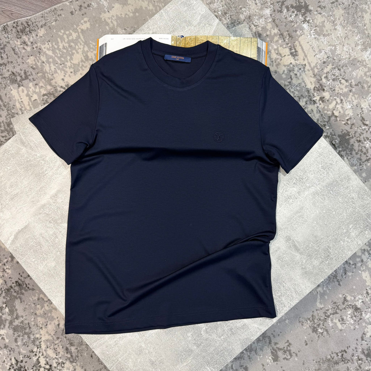 LV Tshirt Navy image 0