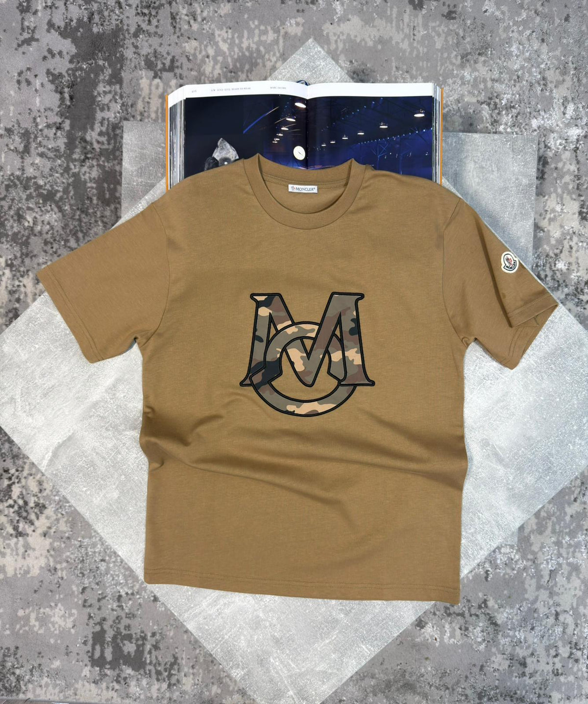 Cler Tshirt Camel image 0