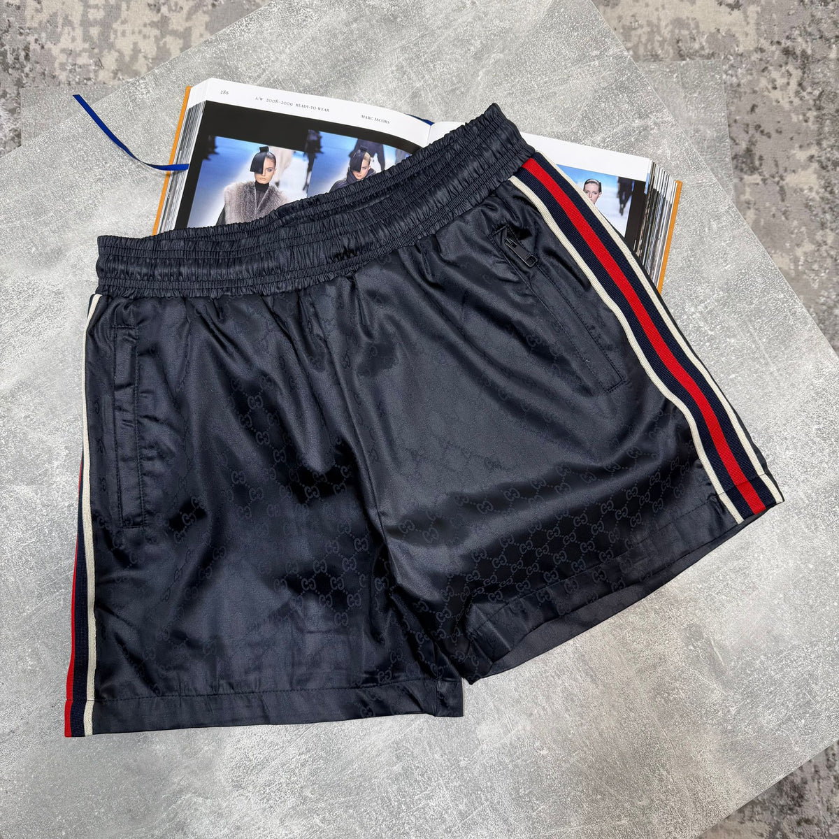 Ucci Shorts Navy image 0