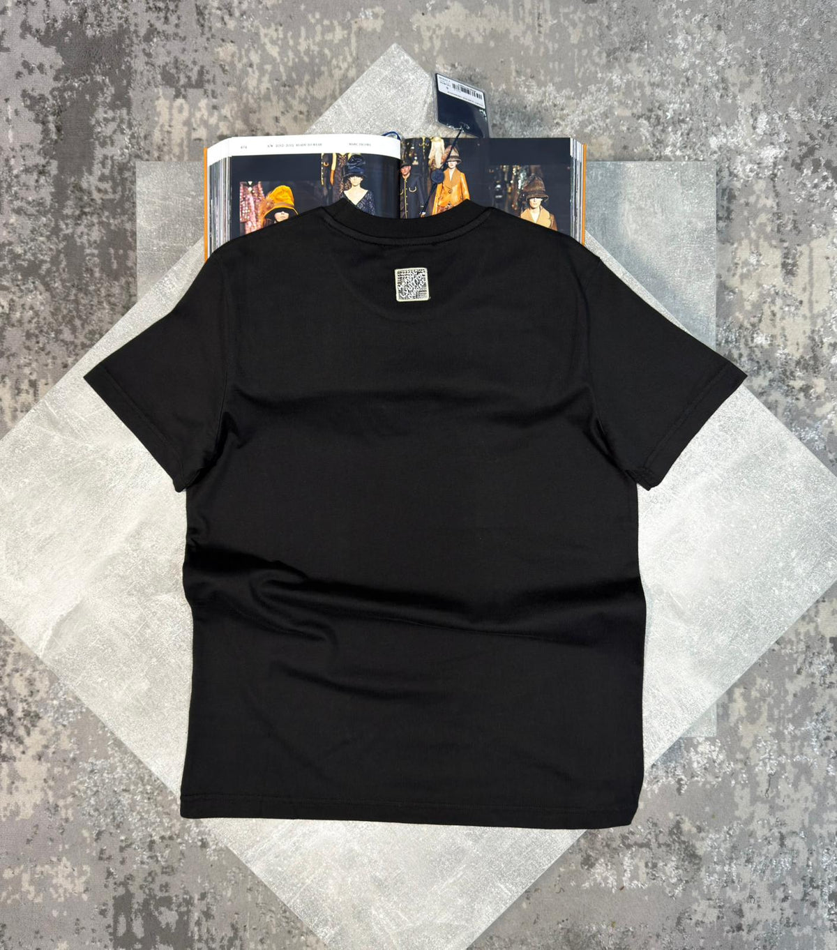 LV Tshirt Black image 1