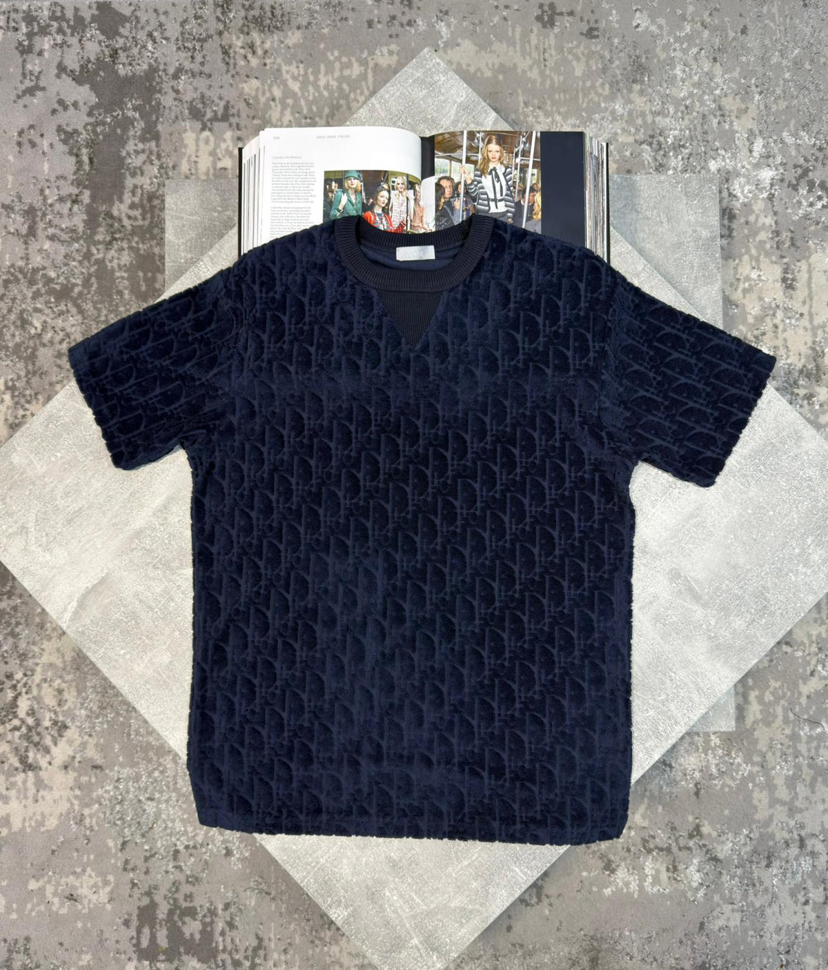 CD ablique Tshirt Navy image 0