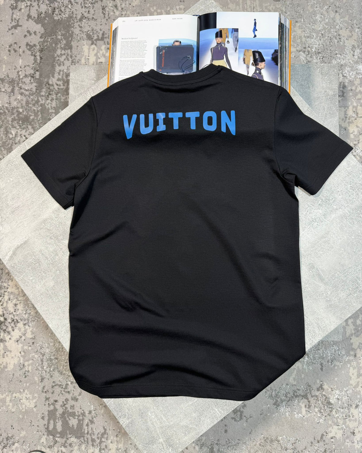 LV Tshirt Black image 2