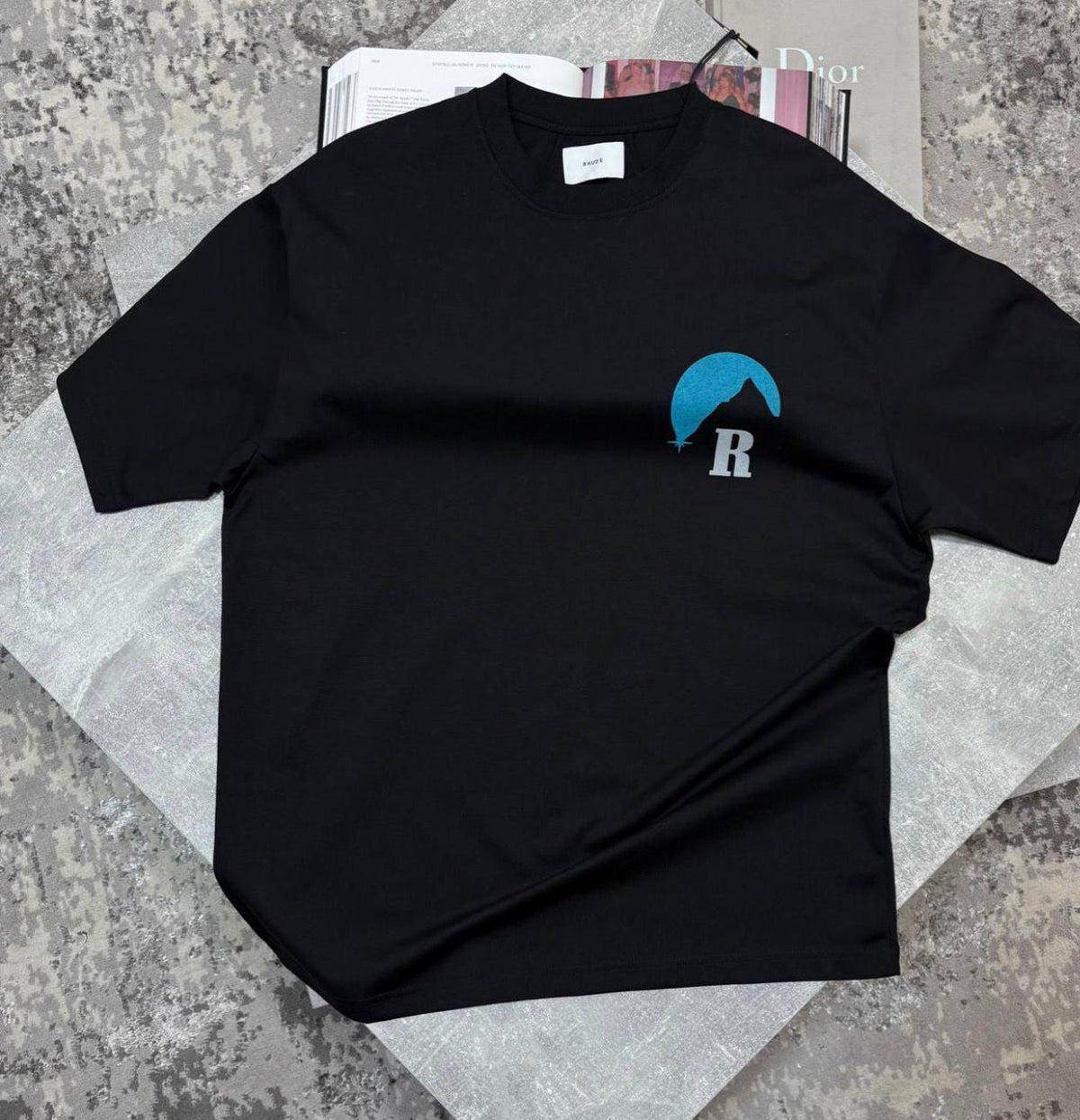 Hude Tshirt Black image 0
