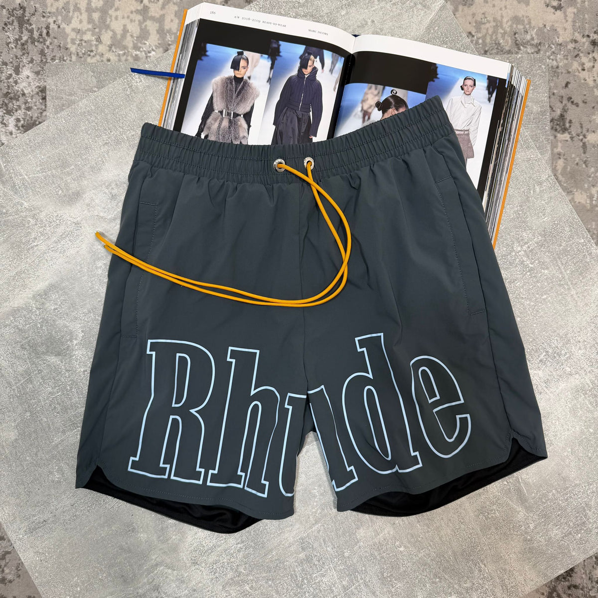 Hude shorts Charcoal Blue image 0