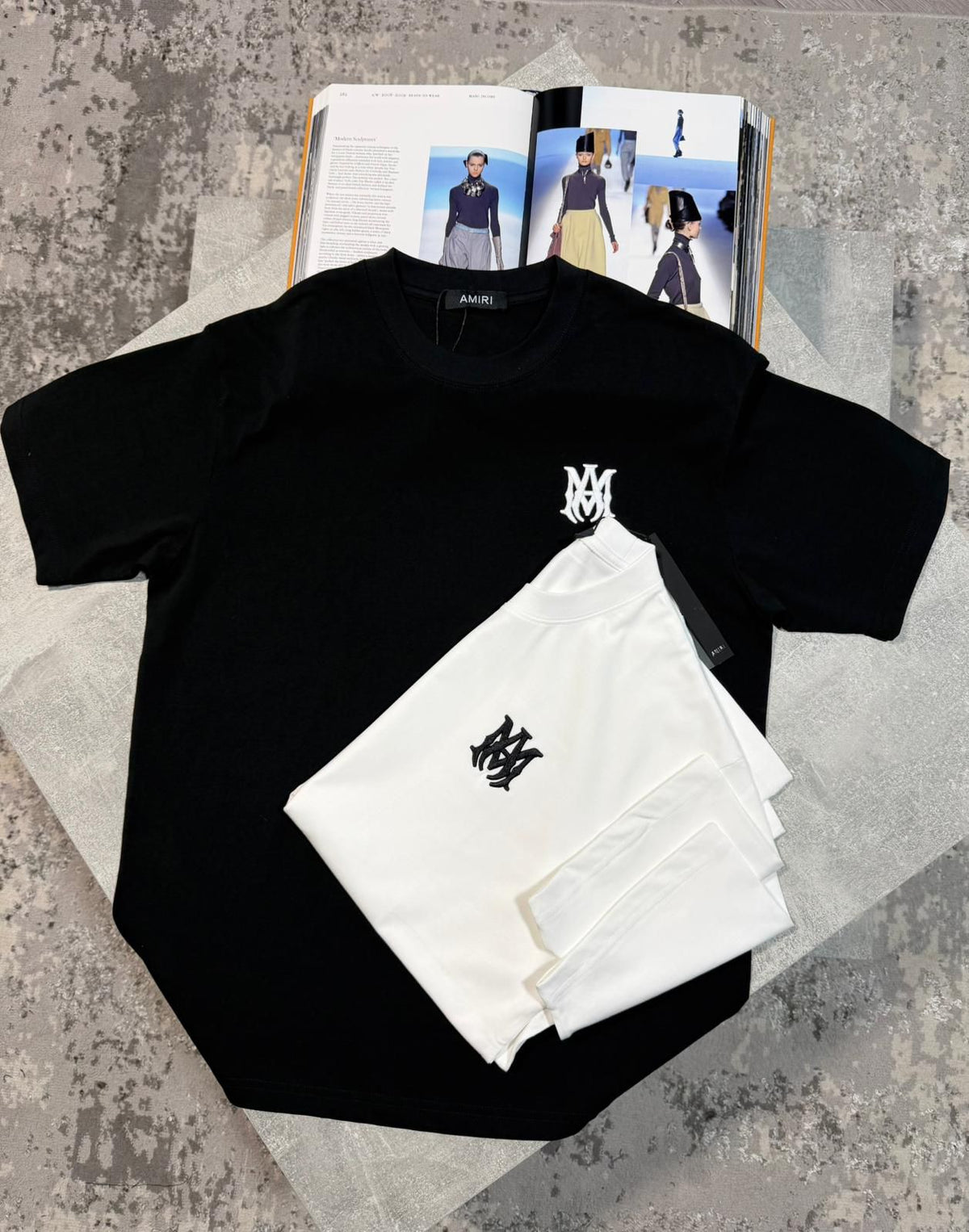 Miri Tshirt Black image 1