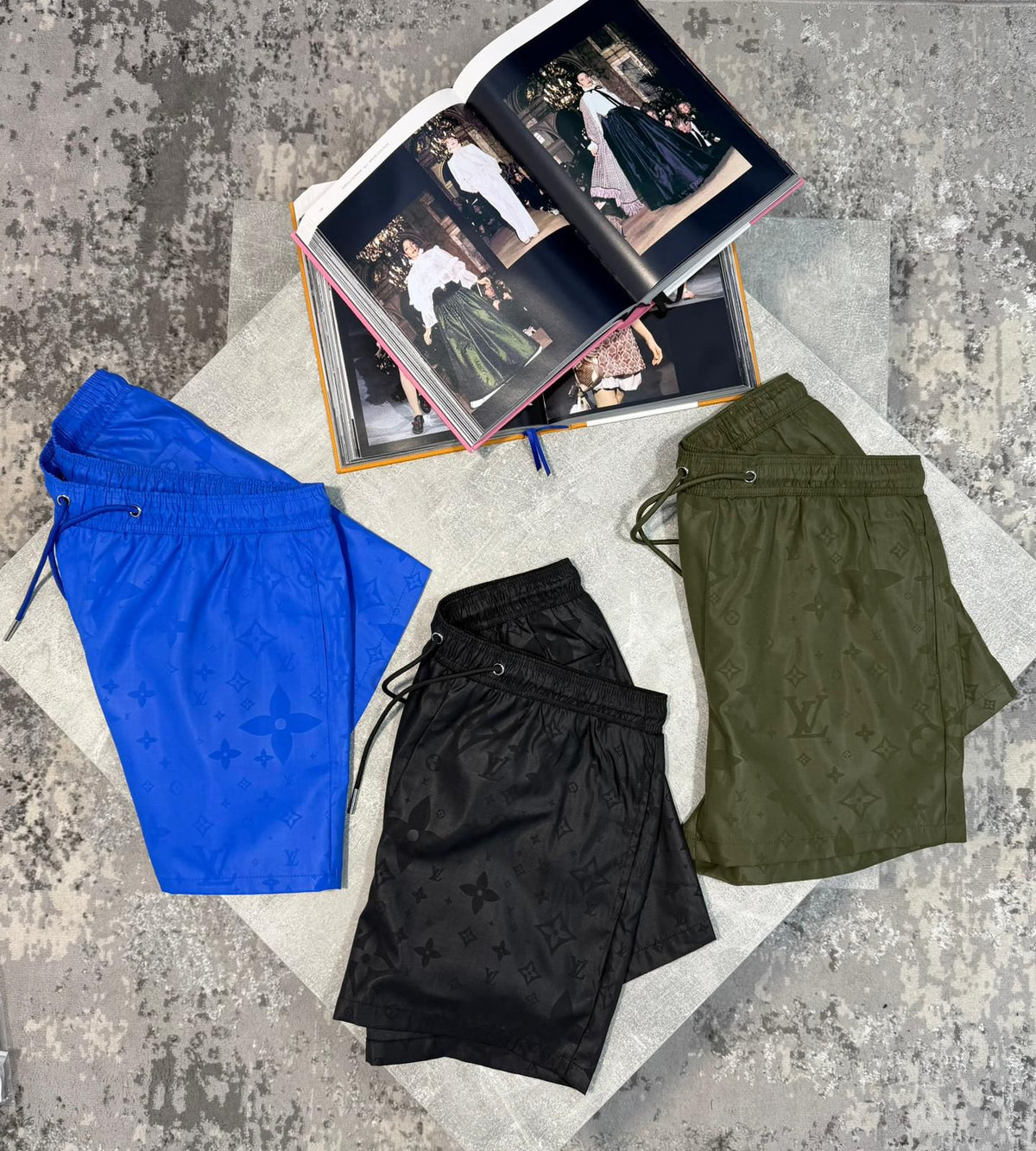 Lv shorts image 3