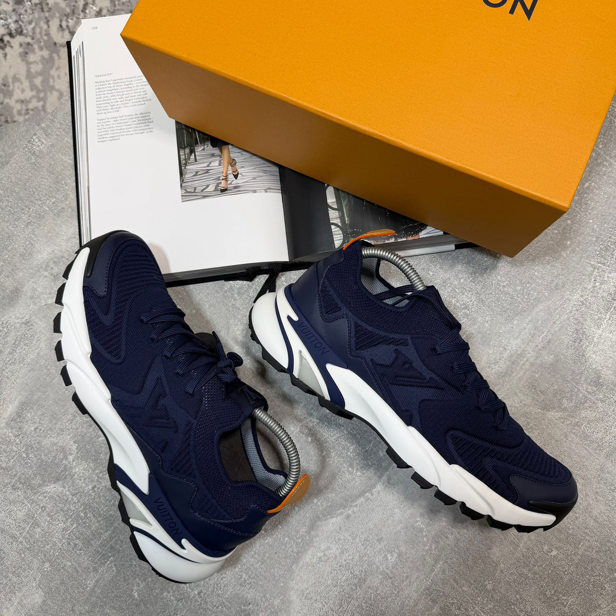 LV Sneaks Blue image 6
