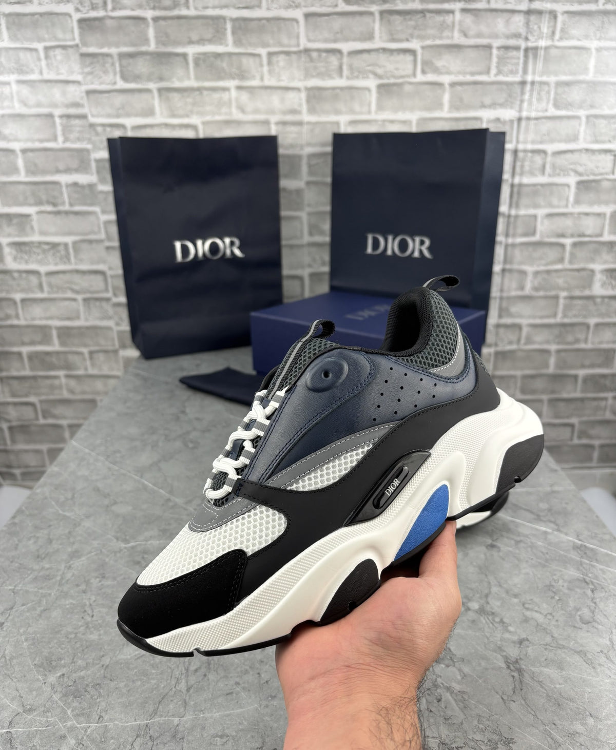 B22 WHITE BLUE - 6 image
