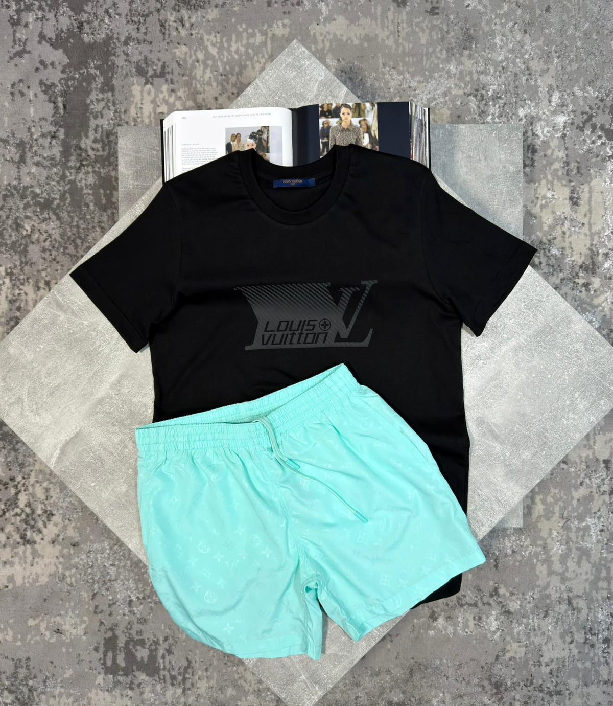 LV Tshirt Black image 2