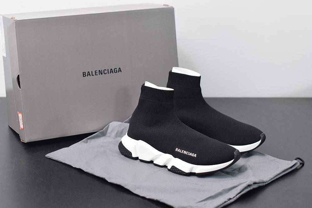 SPEED RUNNER BLACK W/SOLEDOTS image 6