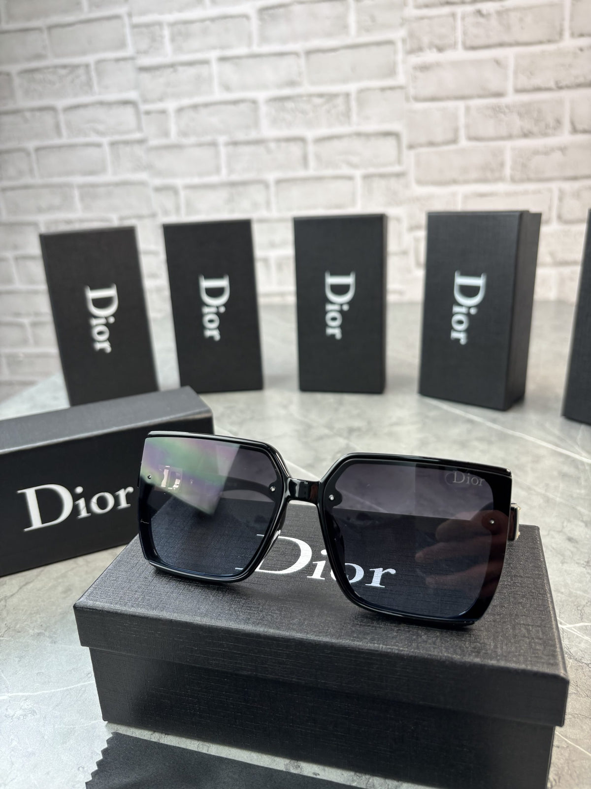 IOR BLACK GLASSES image 2
