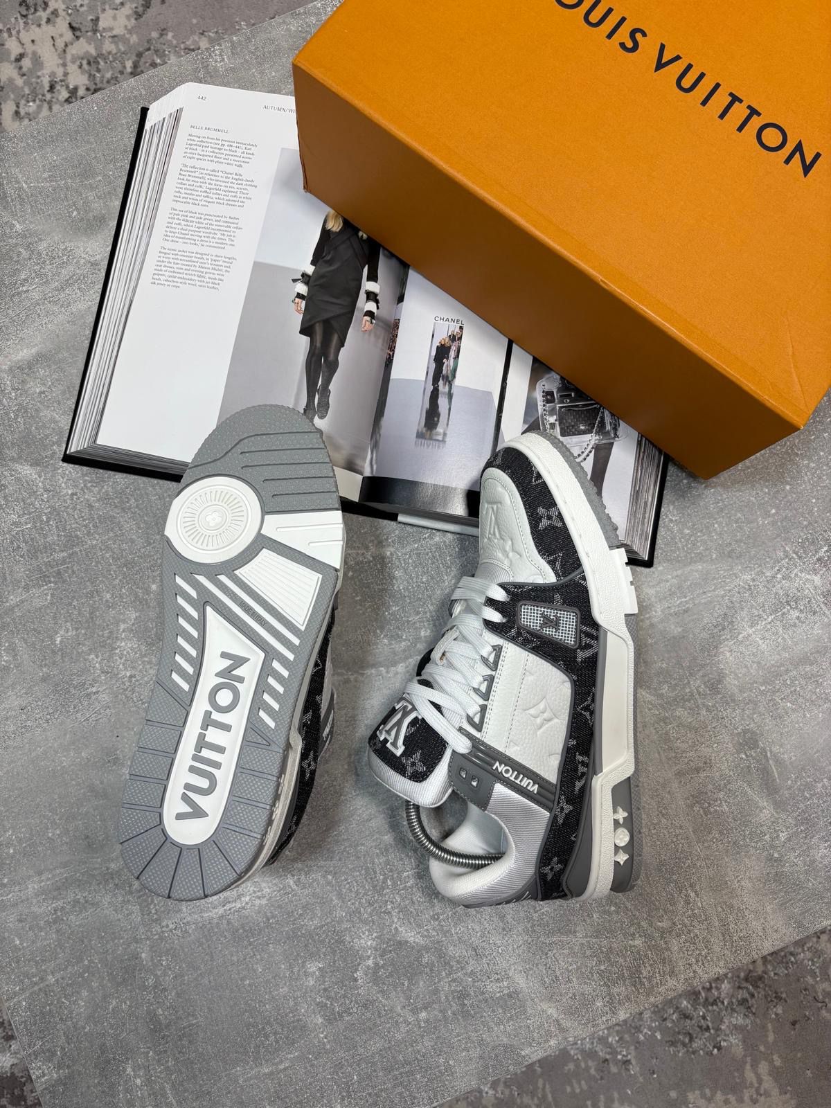 LV Sneaks Grey image 4