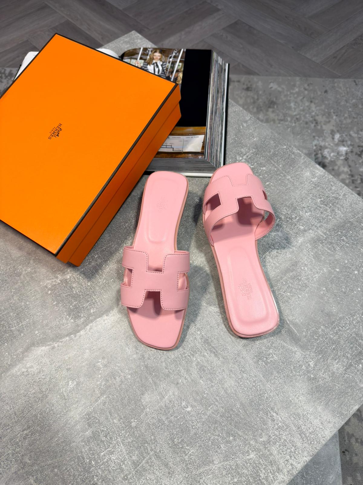 Herm Sliders Women image 1