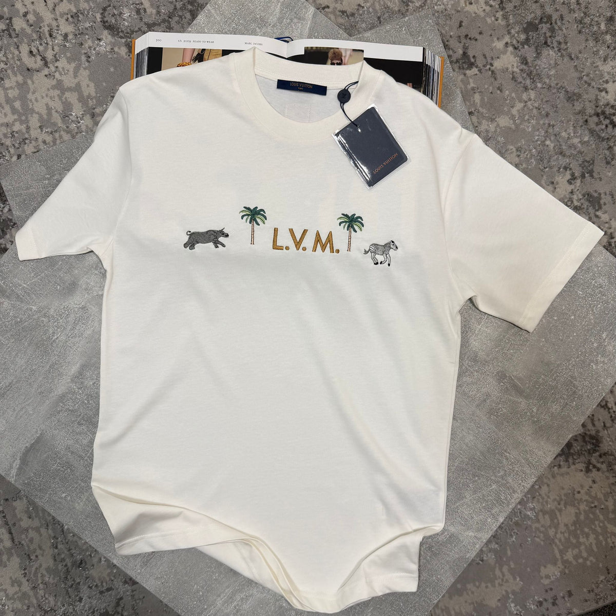 LV Tshirt White image 0