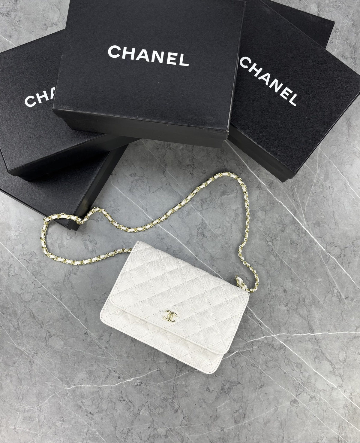 CH BAG image 0
