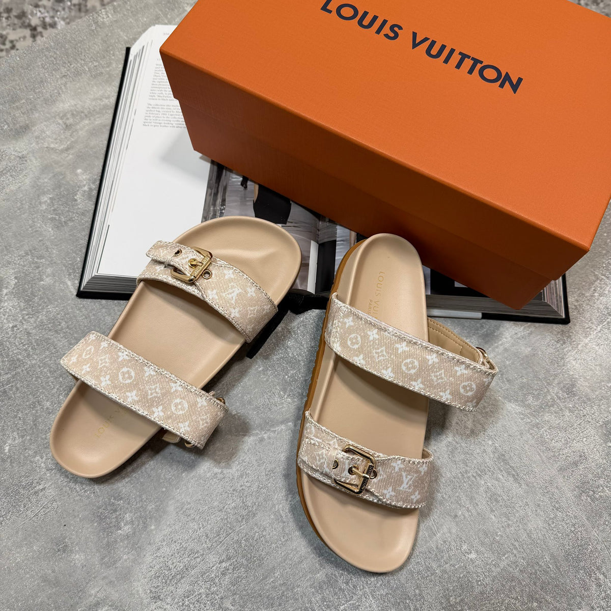 LV Slides Women image 3