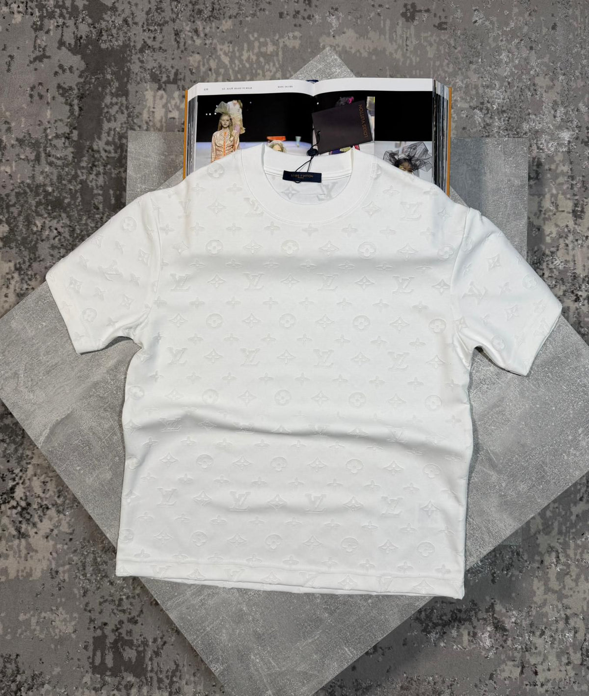 LV Tshirt White image 0