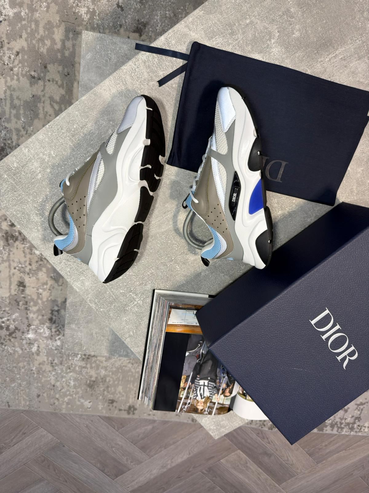 B22 baby blue image 4