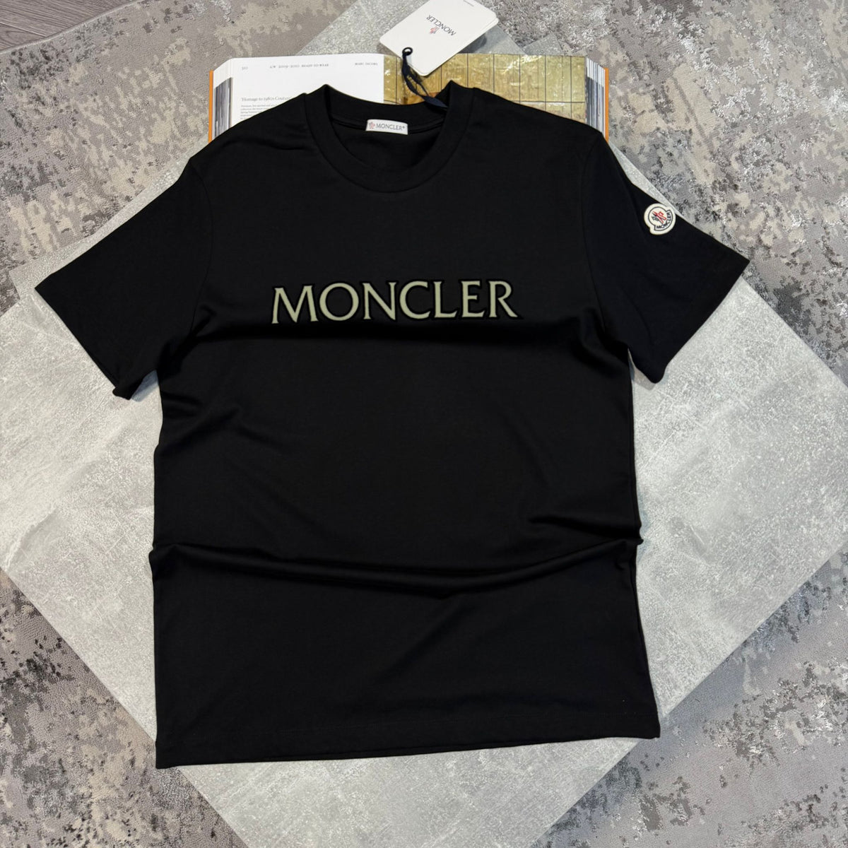 Cler Tshirt Black image 0