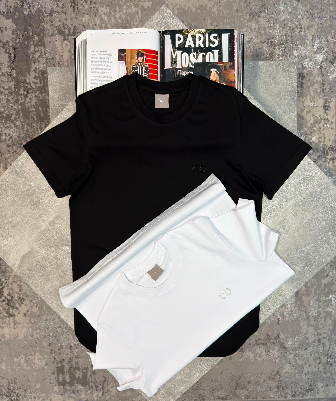 CD Tshirt Black IOR