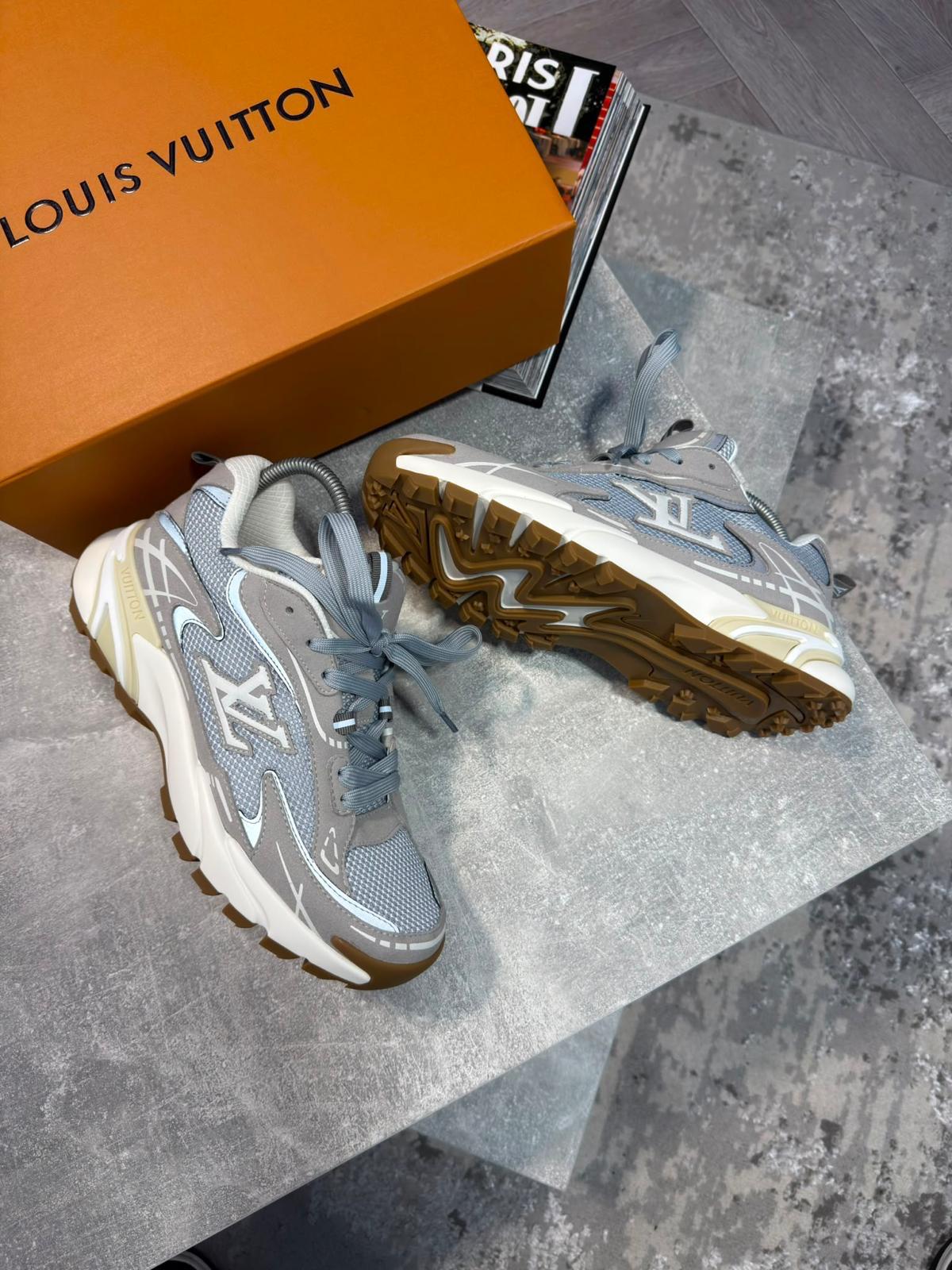 LV Tactic Runner Grey LV