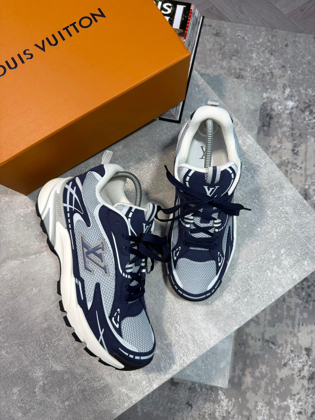 LV Tactic Runner Blue LV