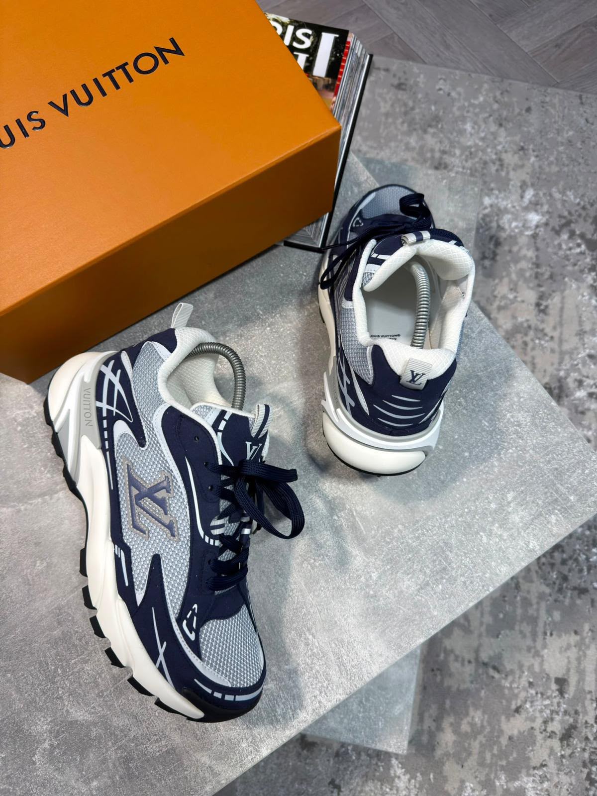 LV Tactic Runner Blue LV