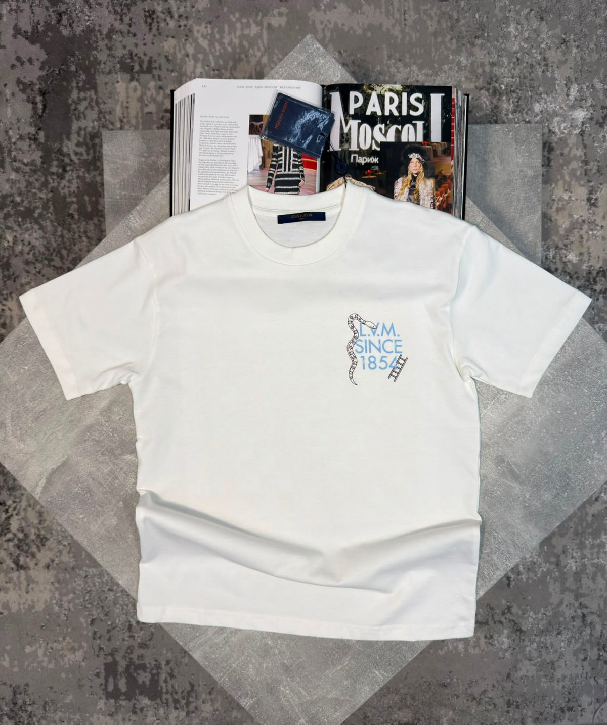 LV Tshirt White LV