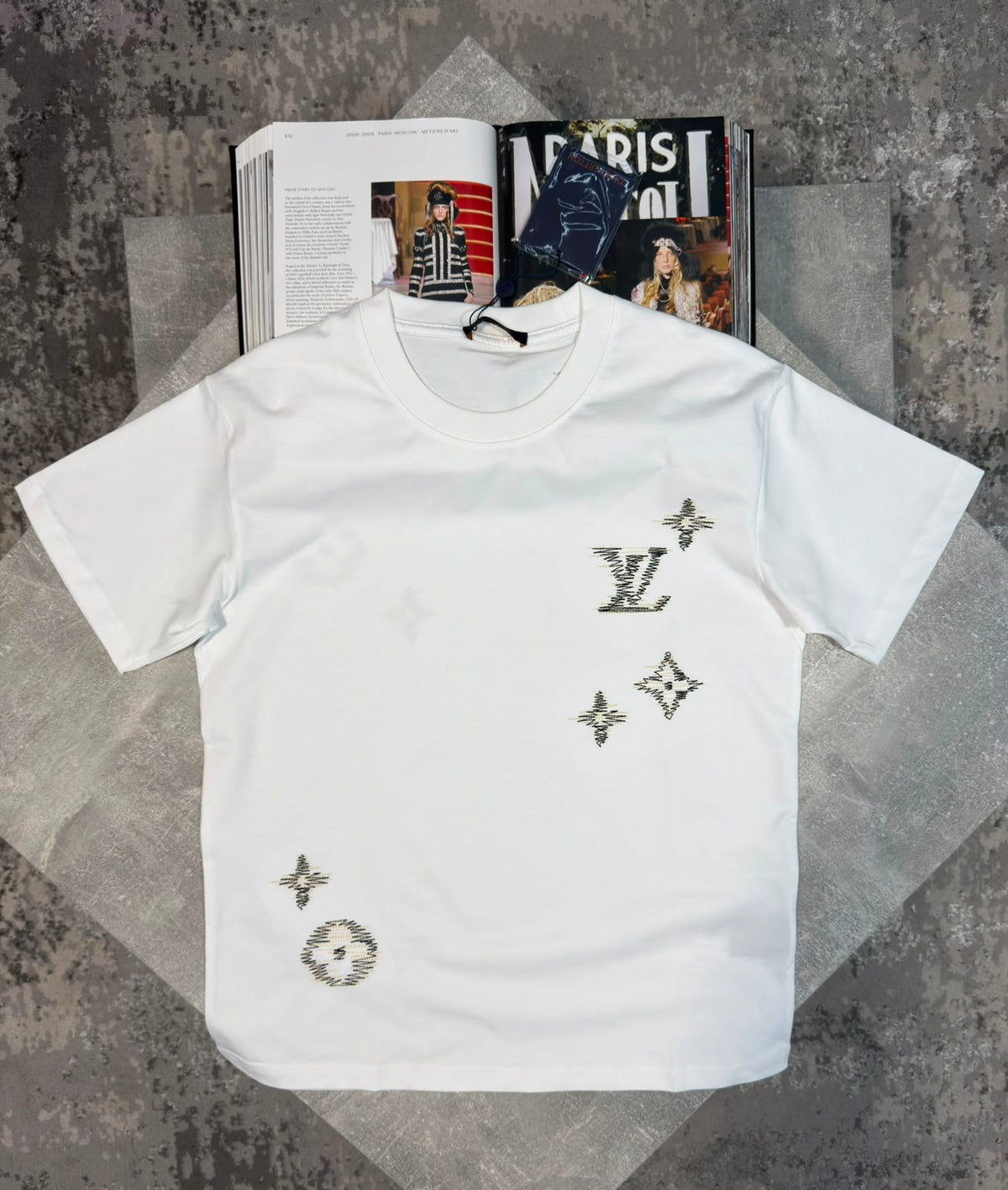 LV Tshirt White LV