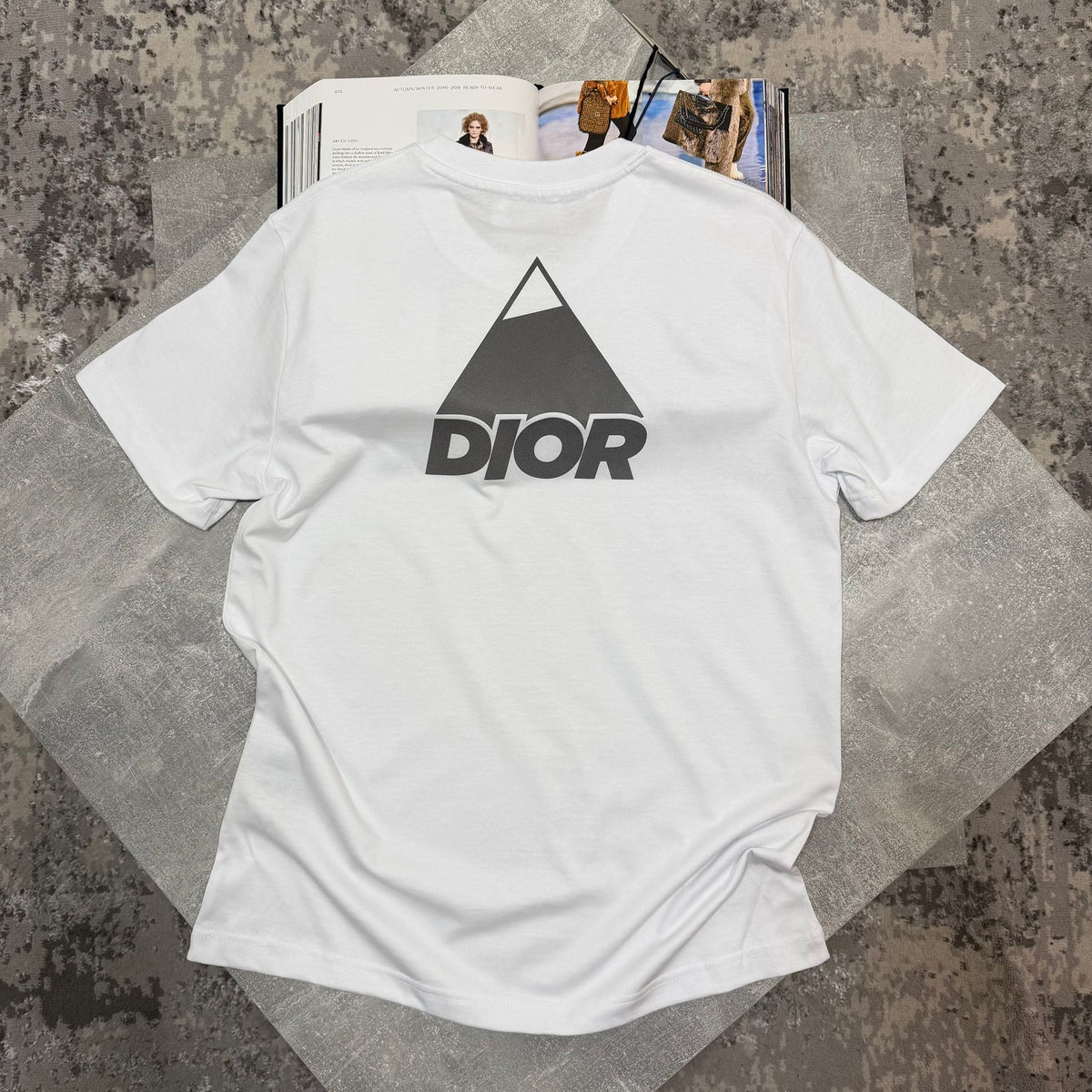 IOR Tshirt White image 1