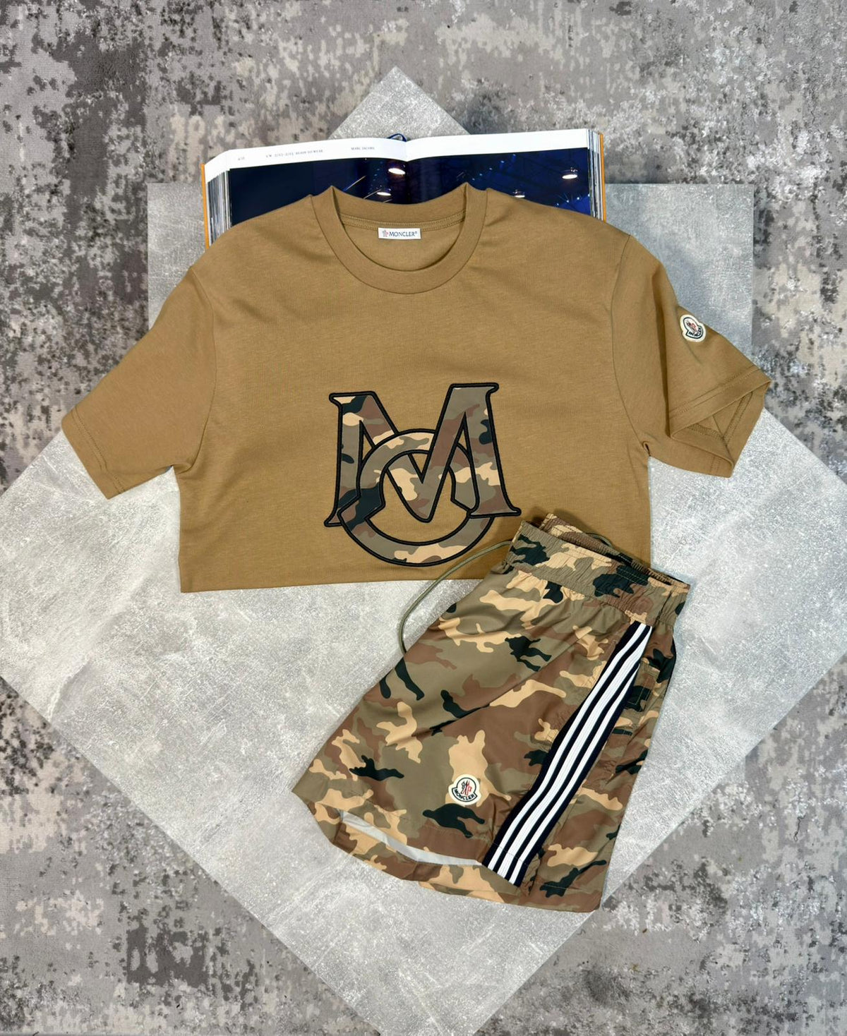 Cler Tshirt Camel image 1
