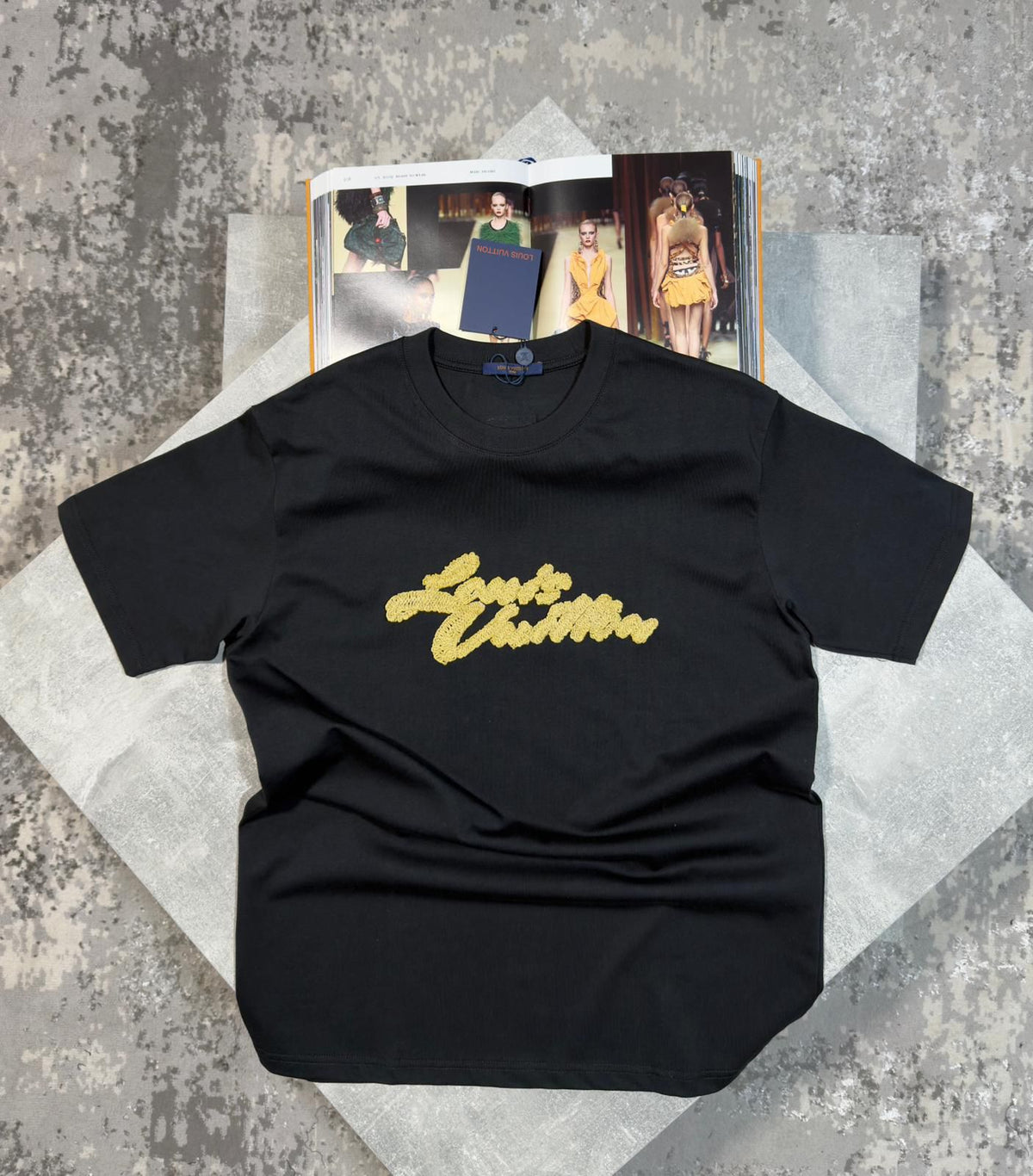 LV Tshirt Black image 0