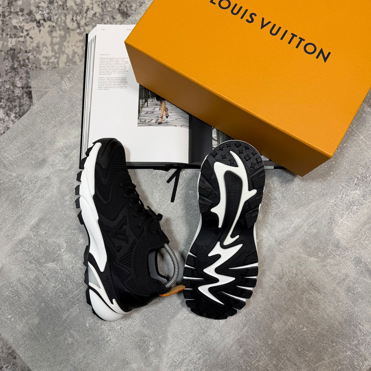 LV Sneaks Black image 2