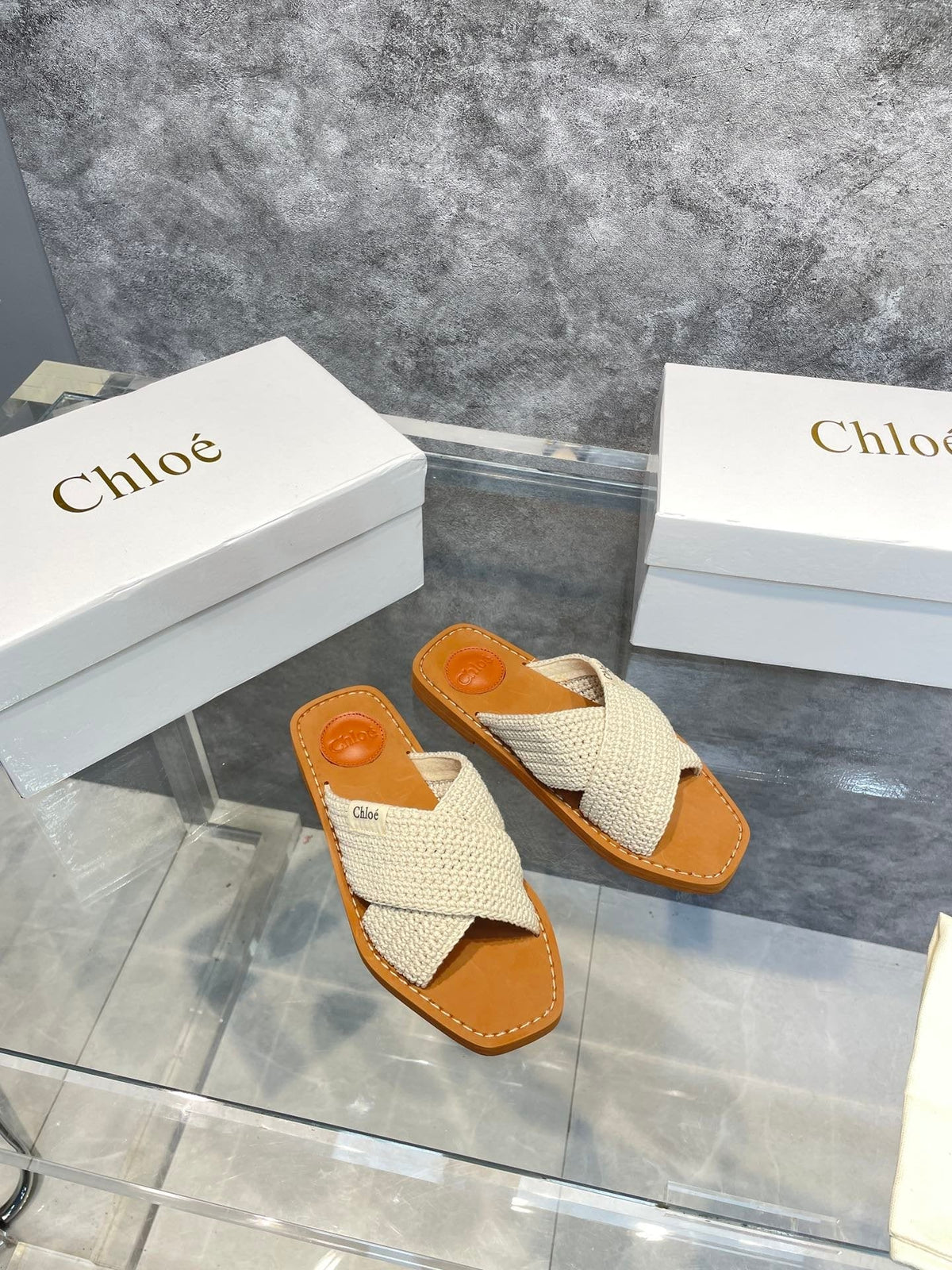 CHLOE WOVEN SLIDER image 5
