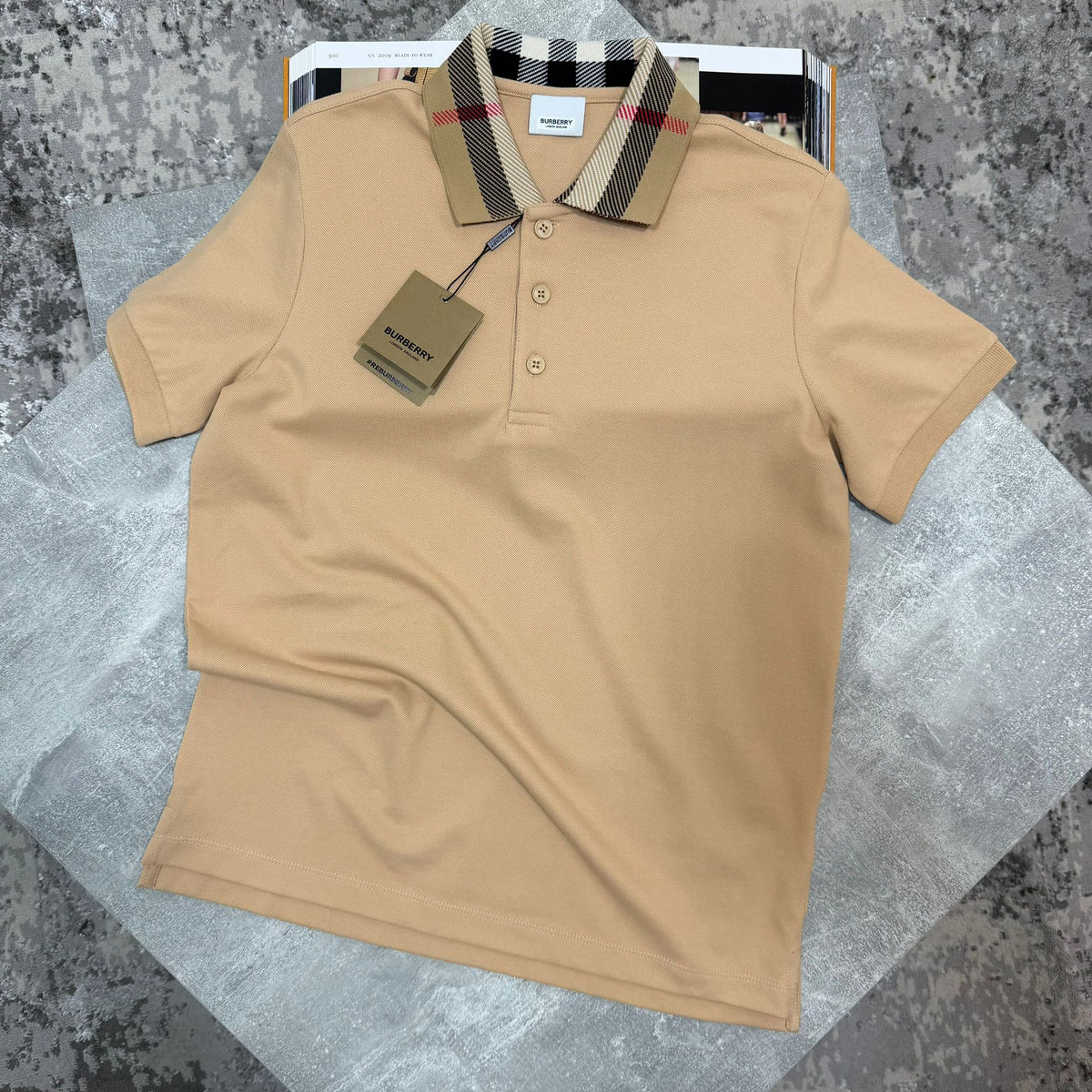 Burb Tshirt Khaki image 0