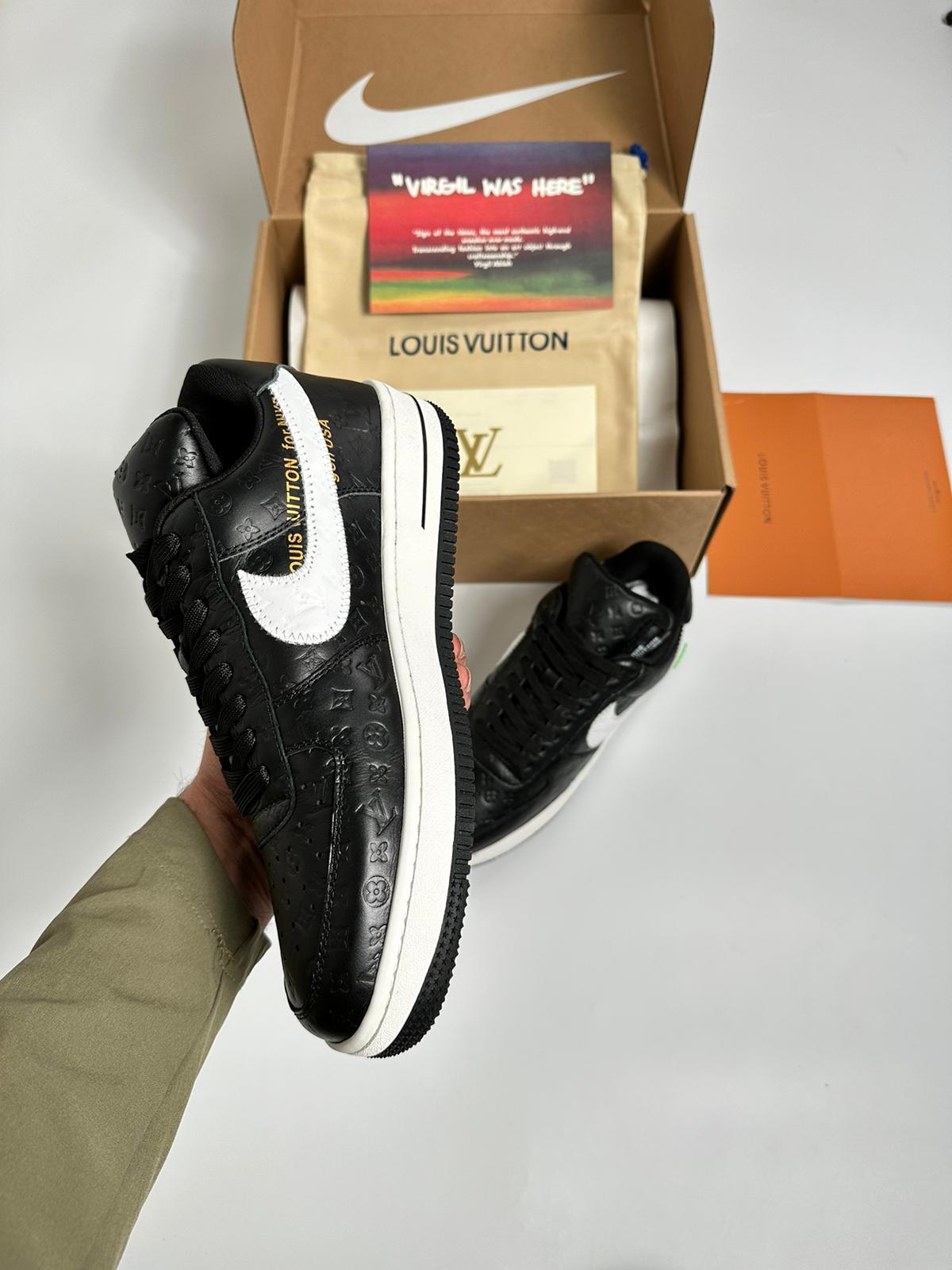 IV AF1 BLACK EMBOSSED image 2