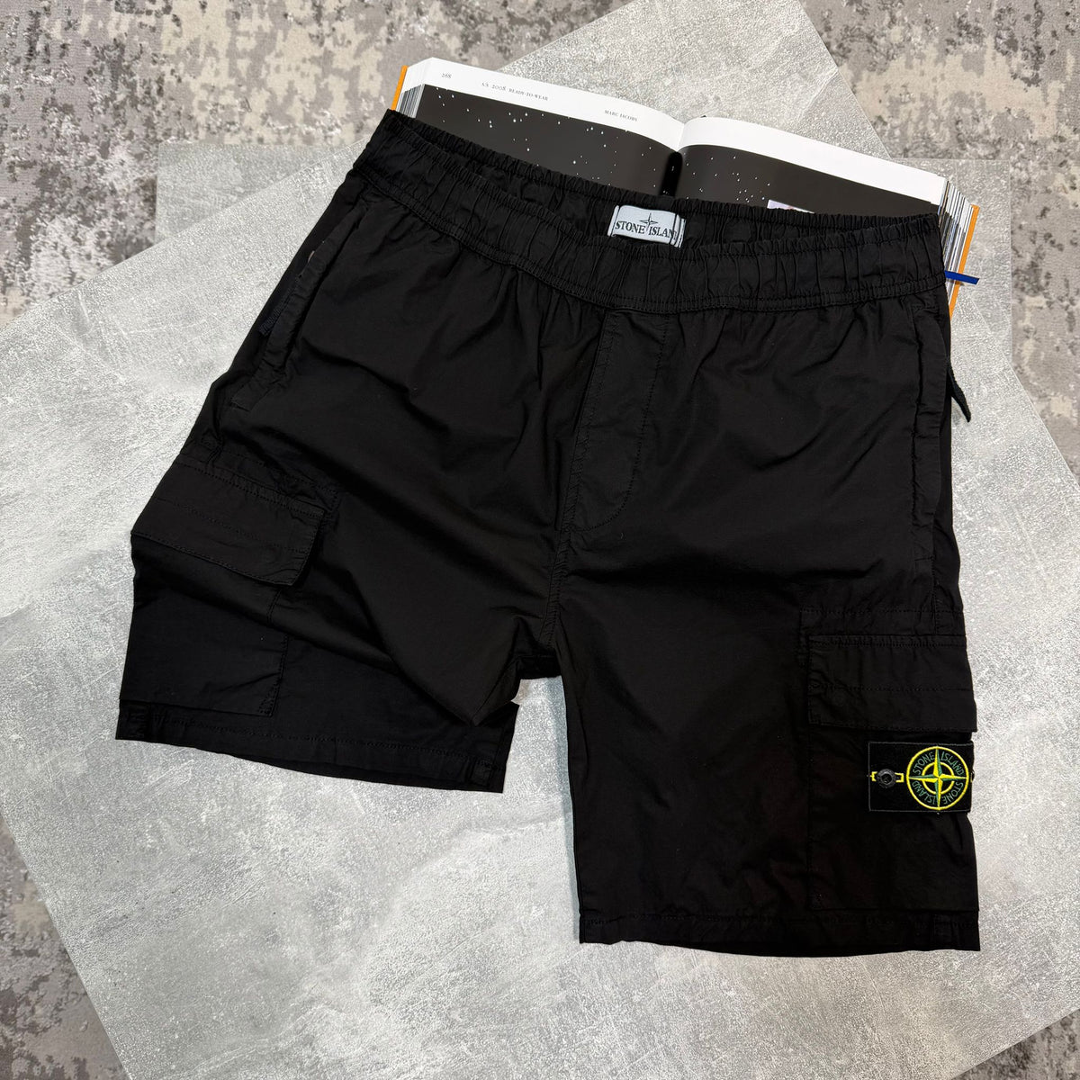 Stone cargo shorts Black image 1