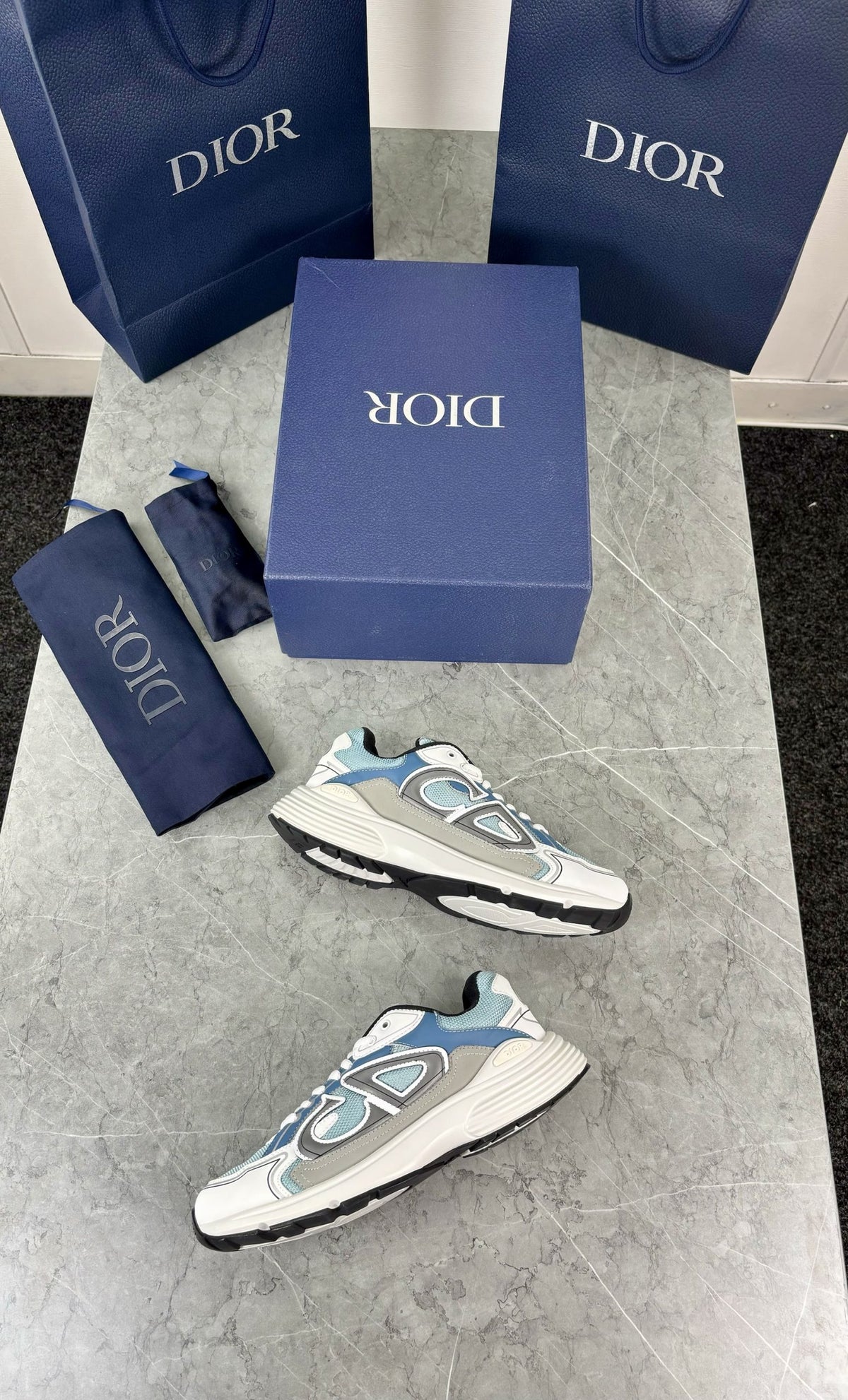 B30 LIGHT BLUE - 10 image