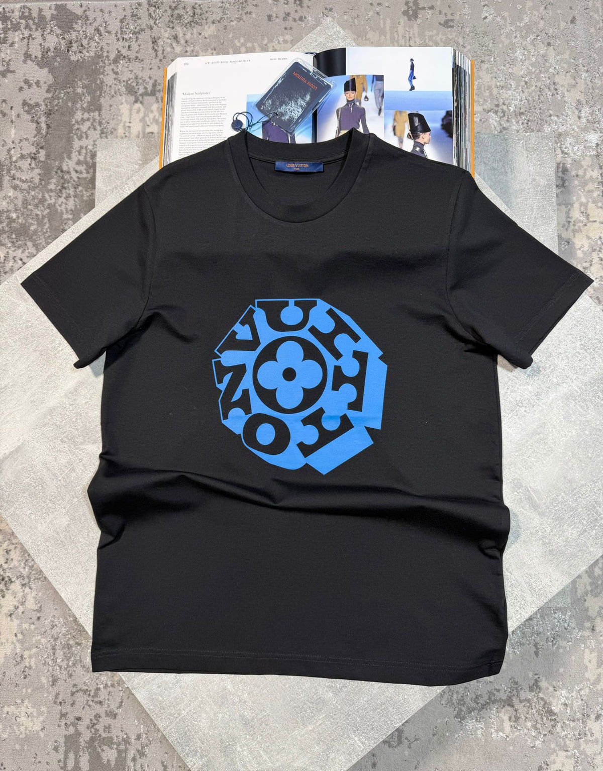 LV Tshirt Black image 0