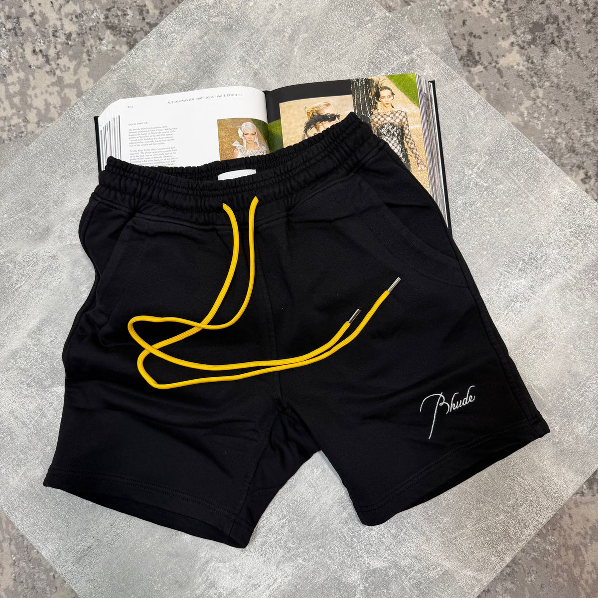 Casa Shorts Black image 1