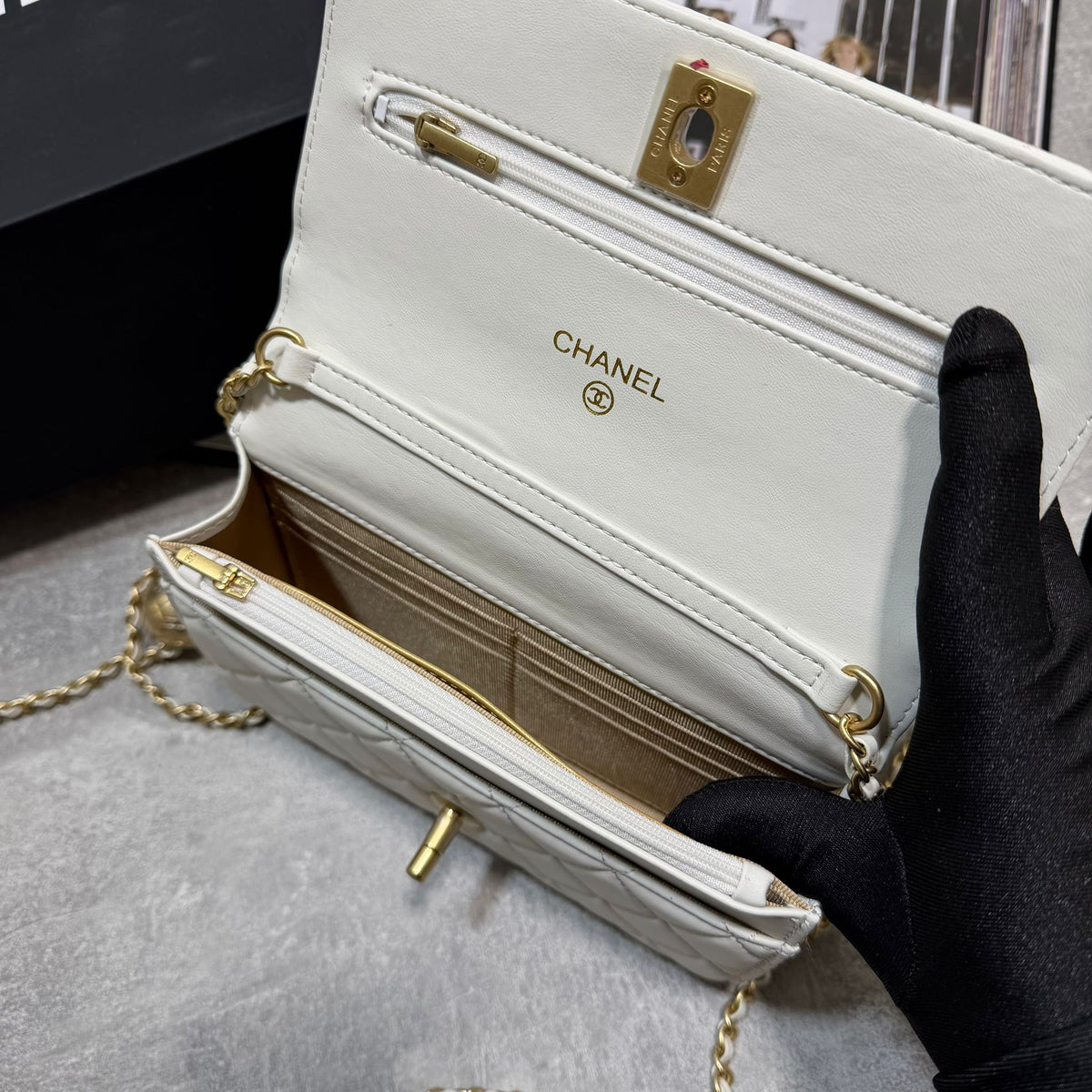 CHN Bag White image 1