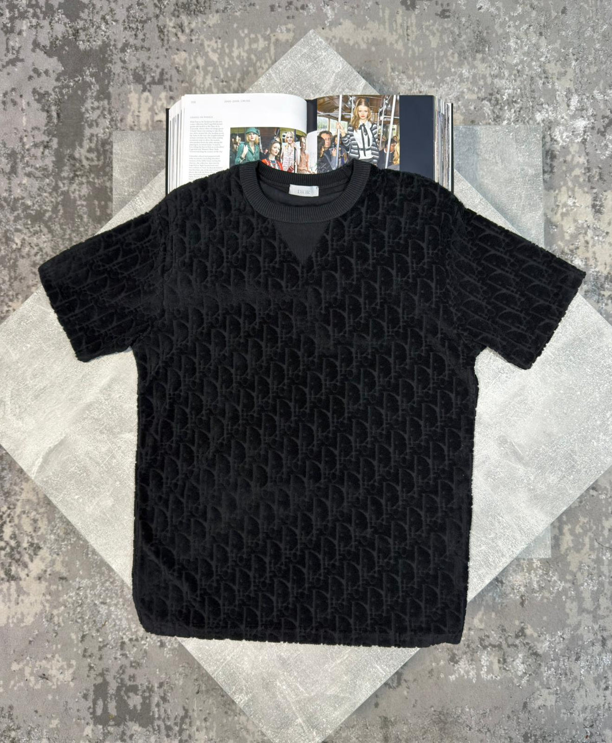CD ablique Tshirt Black image 0