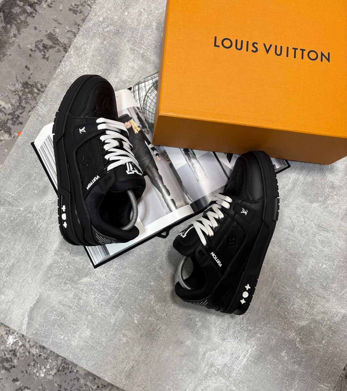 LV Sneaks Black image 3